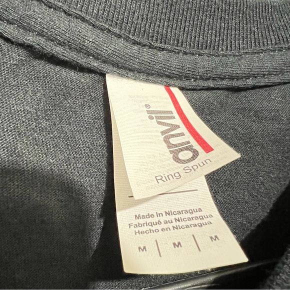 Graphics T shirt
Size M - Picture 4 of 6